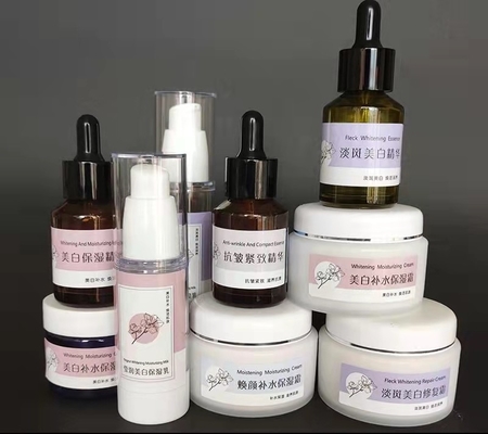 Etichetta cosmetica di cura personale che stampa l'adesivo dell'autoadesivo della bottiglia del prodotto disinfettante all'aperto