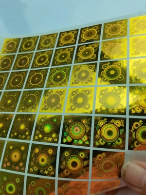 L'anti numero di serie falsificato di sicurezza del laser dell'autoadesivo di Holo protegge i consumatori circonda l'abitudine